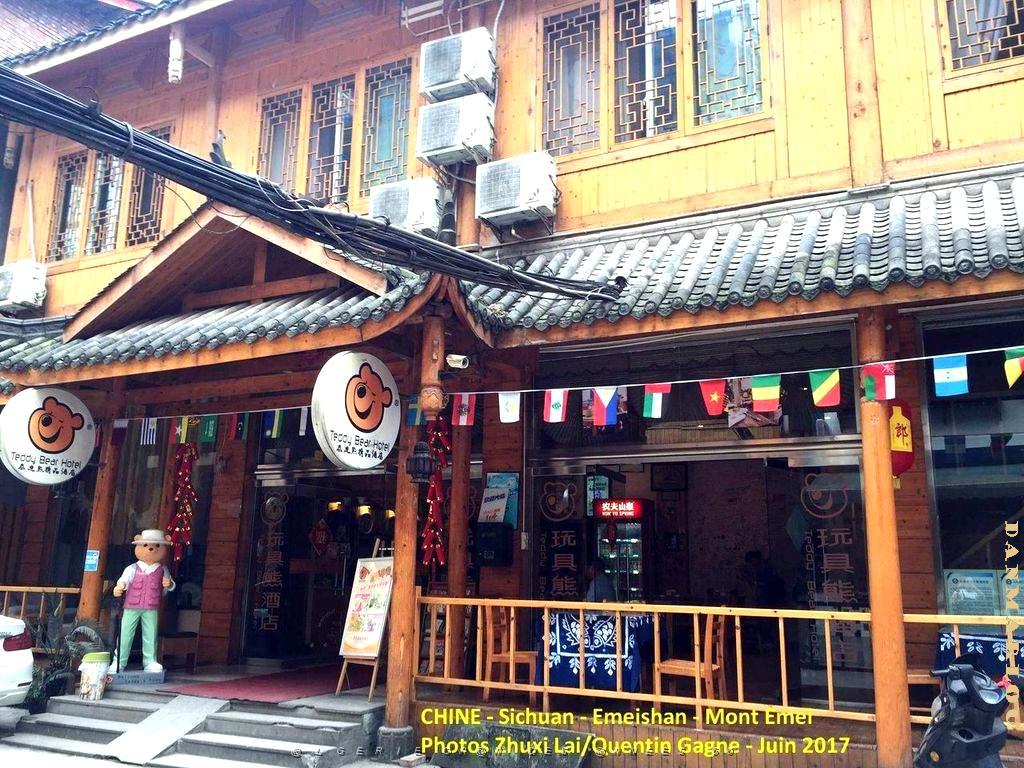 Emeishan 080.JPG